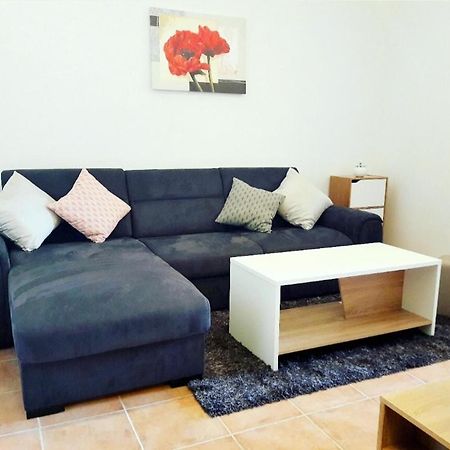 Apartment Nena Near The City Center With Free Parking Póla Kültér fotó