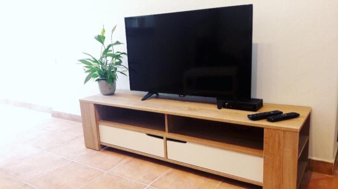 Apartment Nena Near The City Center With Free Parking Póla Kültér fotó